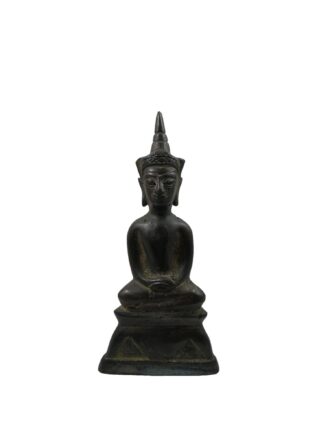 Phra Ngan Statue 帕婴