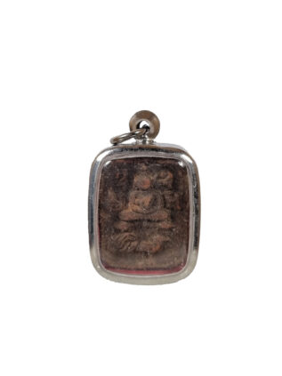 Luang Phor Parn amulet 龙婆班, Buddha meditating on a rooster.