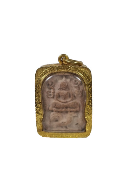 Luang Phor Parn amulet 龙婆班, Buddha meditating on a rooster.