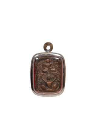 Luang Phor Parn amulet 龙婆班, Buddha meditating on a Hanuman.