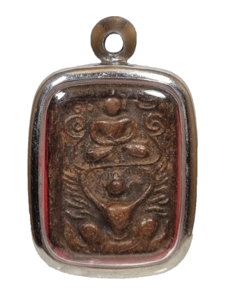 Luang Phor Parn amulet 龙婆班, Buddha meditating on a Hanuman.