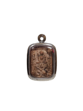 Luang Phor Parn amulet 龙婆班, Buddha meditating on a Hanuman.