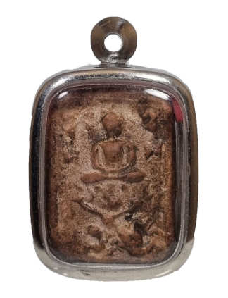 Luang Phor Parn amulet 龙婆班, Buddha meditating on a Hanuman.