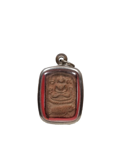 Luang Phor Parn amulet 龙婆班, Buddha meditating on a fish.