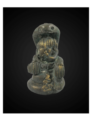Phra Pidta Statue