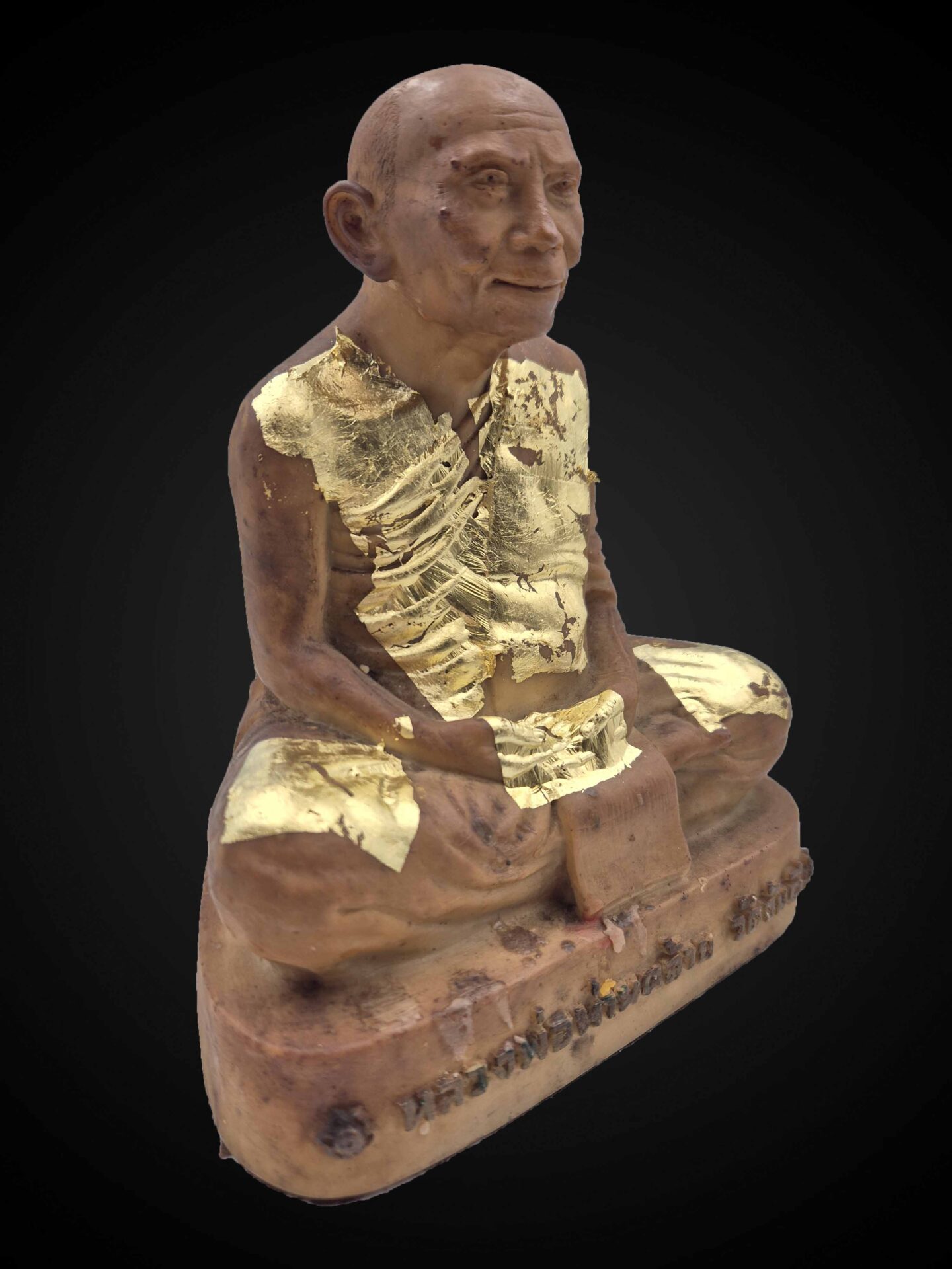 Luang Phor Kai Seated Monk Statue with Devotional Gold Leaf – 20 cm - Image 3